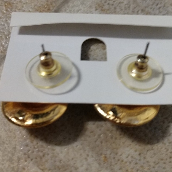 Red Hat Society Enamel Pierced Earrings Red Purple Fashion Jewelry - Picture 2 of 3